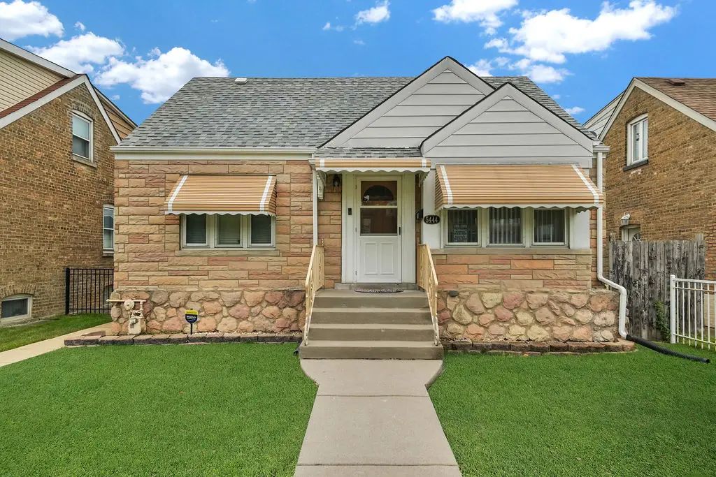 5444 W 64th Street, Chicago