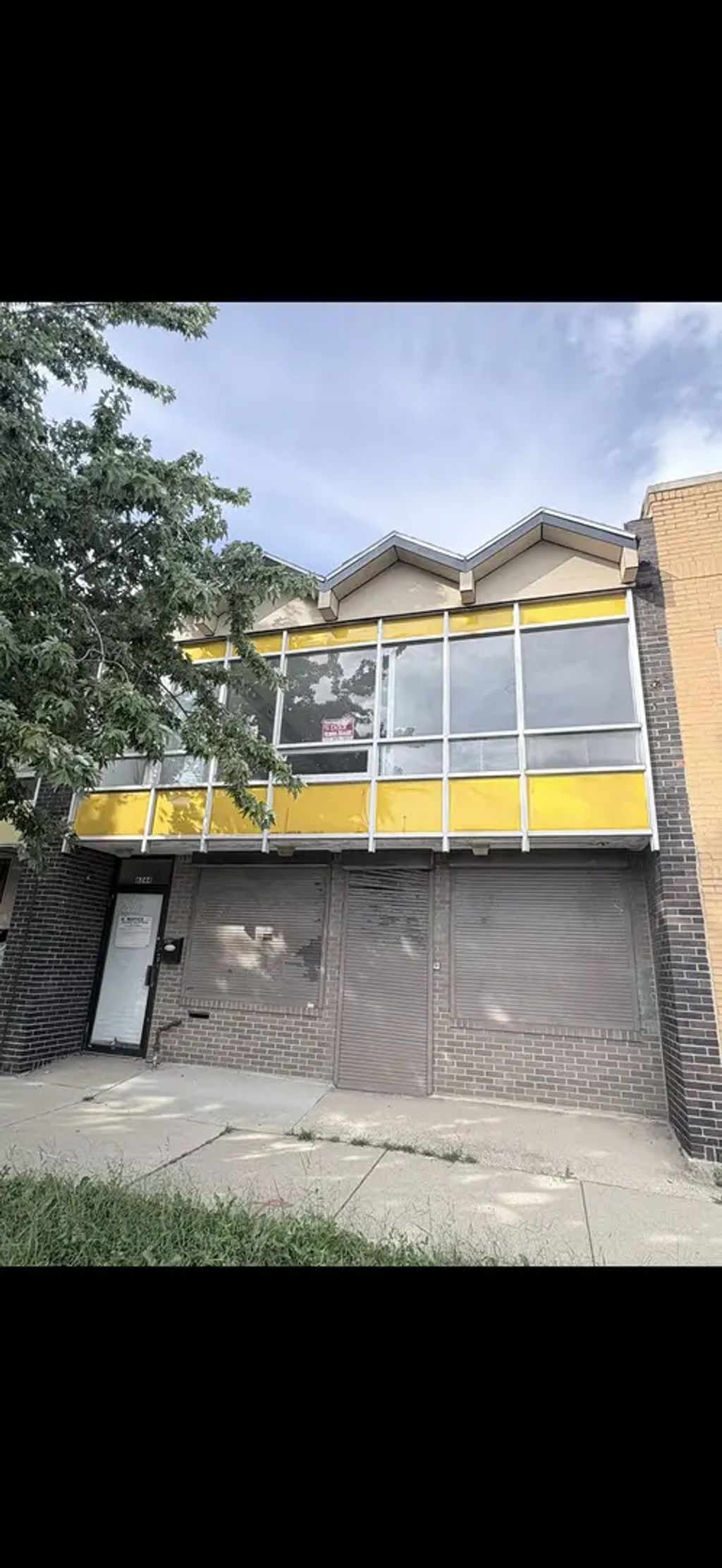 6244 W Grand Avenue, Chicago