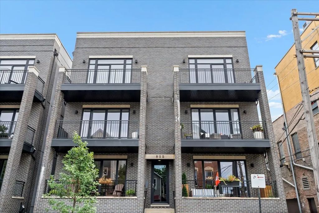 815 N Paulina Street 2n, Chicago