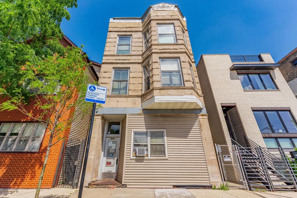 1627 N Kedzie Avenue, Chicago, 60647