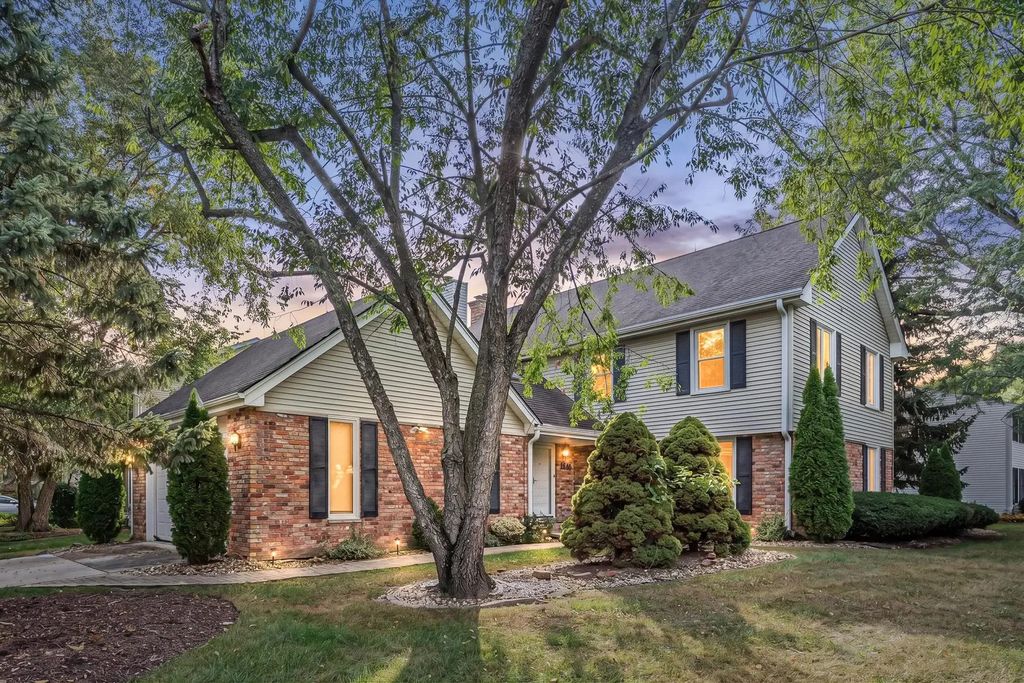 1136 Chateaugay Avenue, Naperville