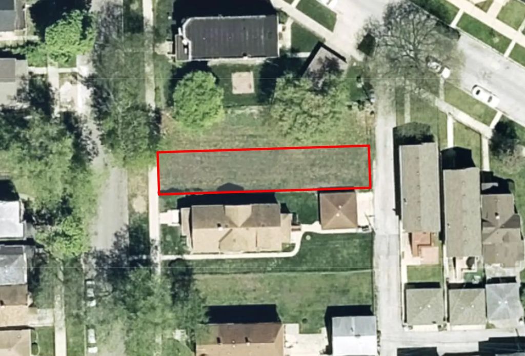 9413 S Champlain Avenue, Chicago, 60619