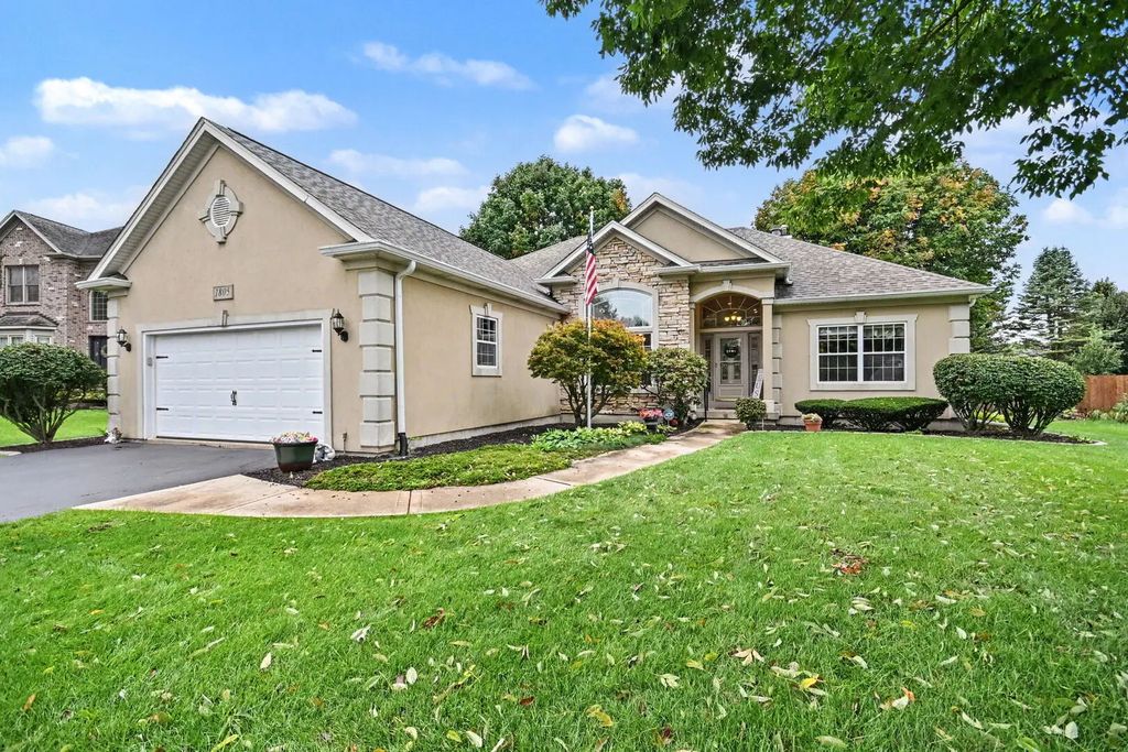 1805 Country Hills Drive, Yorkville
