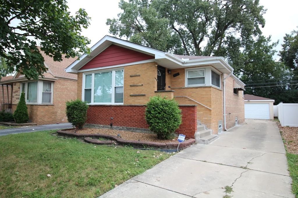 3121 W 85th Street, Chicago