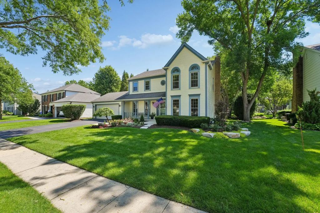 2027 Richton Drive, Wheaton