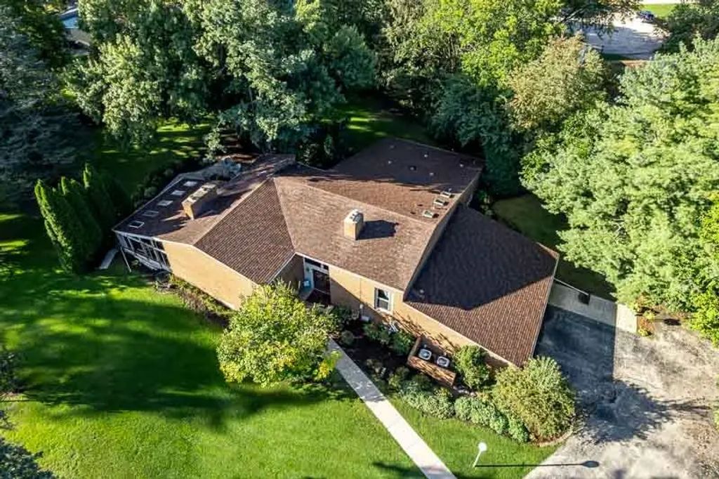 4843 Spring Creek Road, Rockford