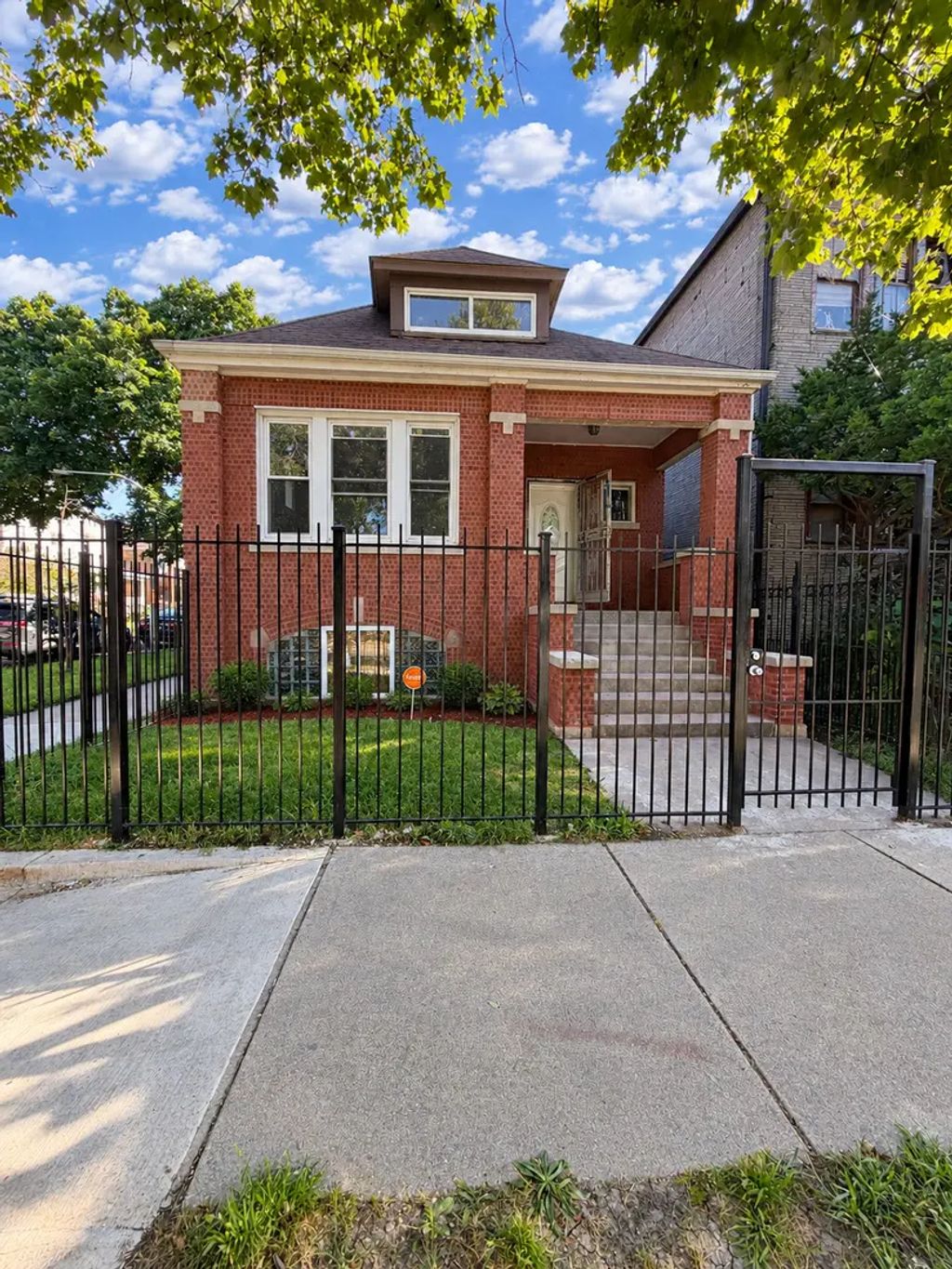 3025 E 80th Place 1, Chicago