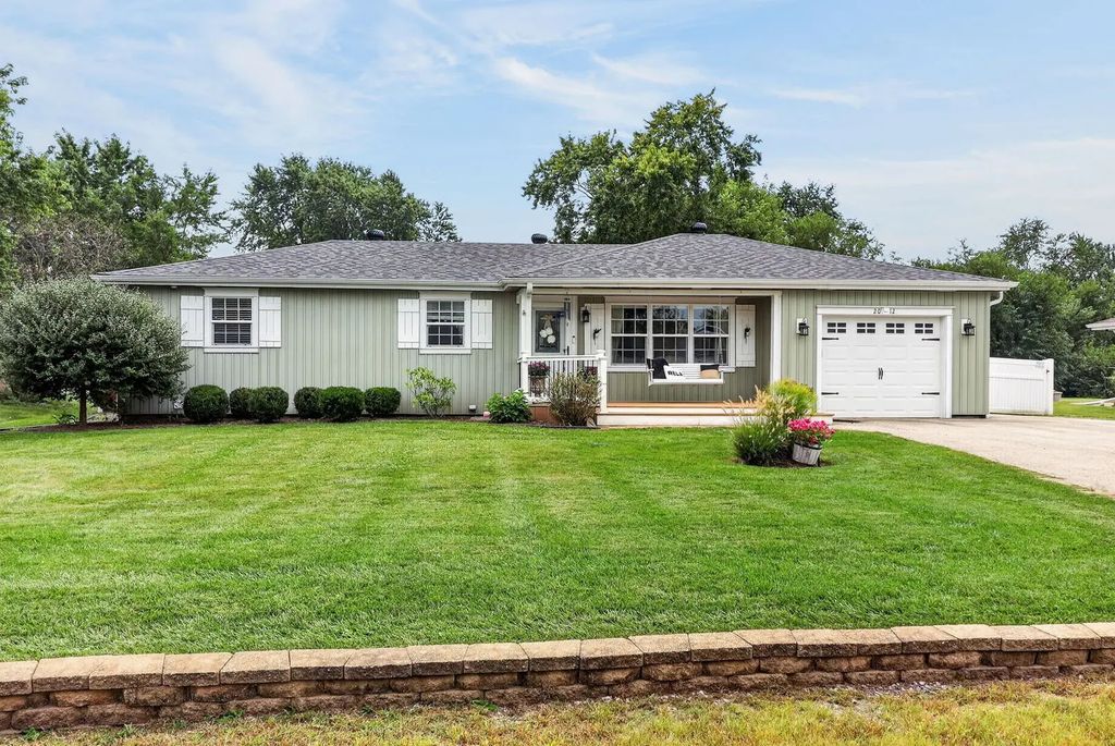 2012 Morcambe Bay Drive, New Lenox
