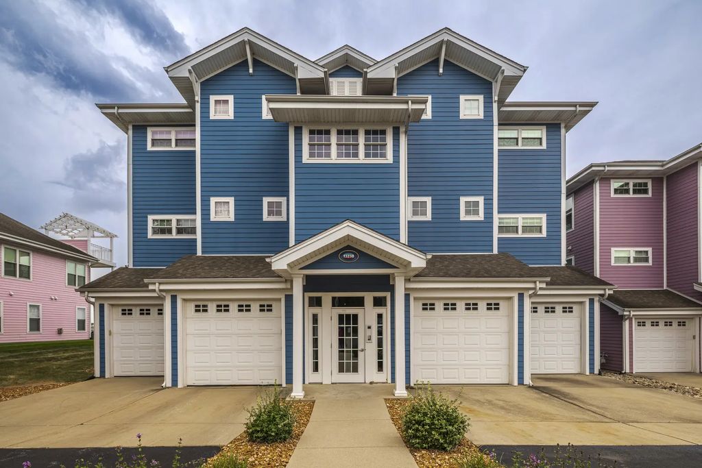 13238 Lake Shore Drive 102, Cedar Lake, 46303