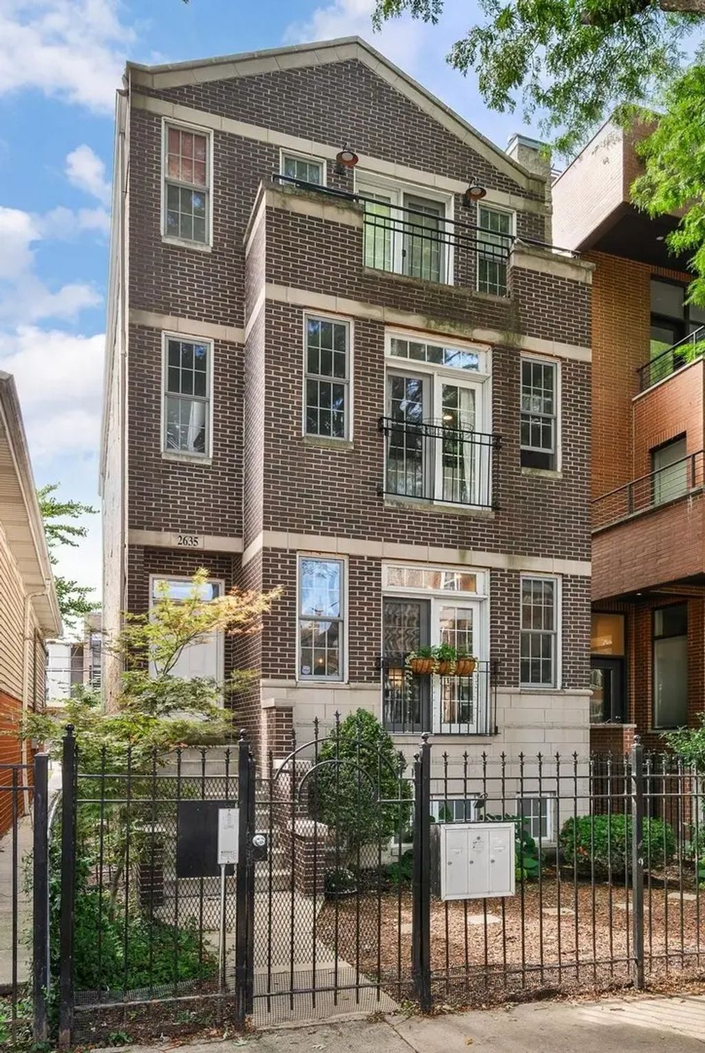 2635 W Cortez Street 1, Chicago