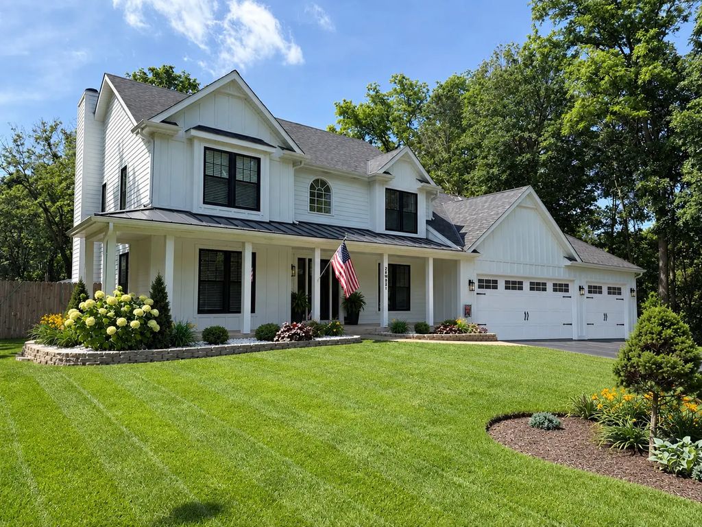 28w031 Greenview Avenue, Warrenville