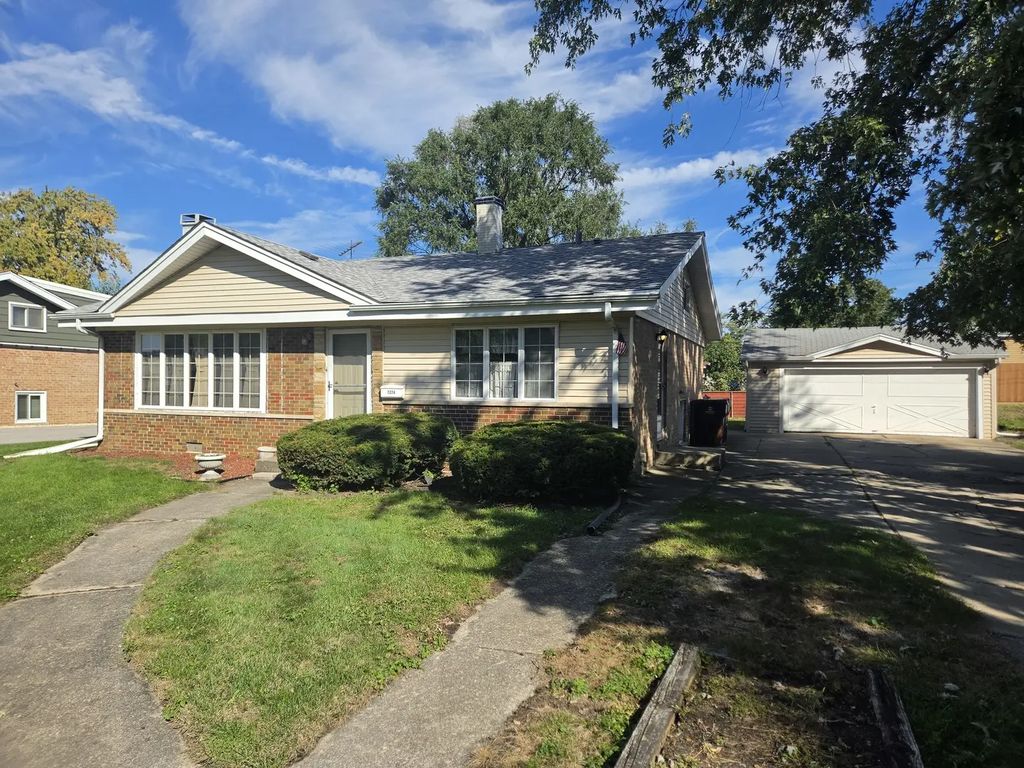 7274 W 174 Street, Tinley Park