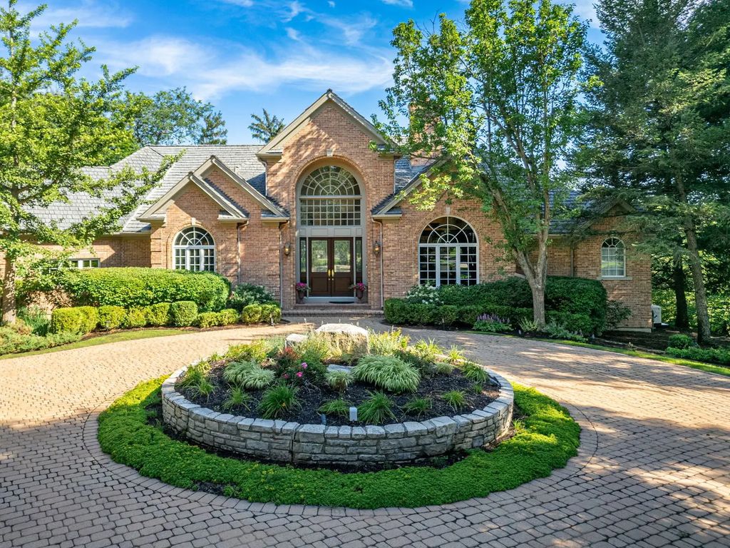 5 Hillburn Court, North Barrington
