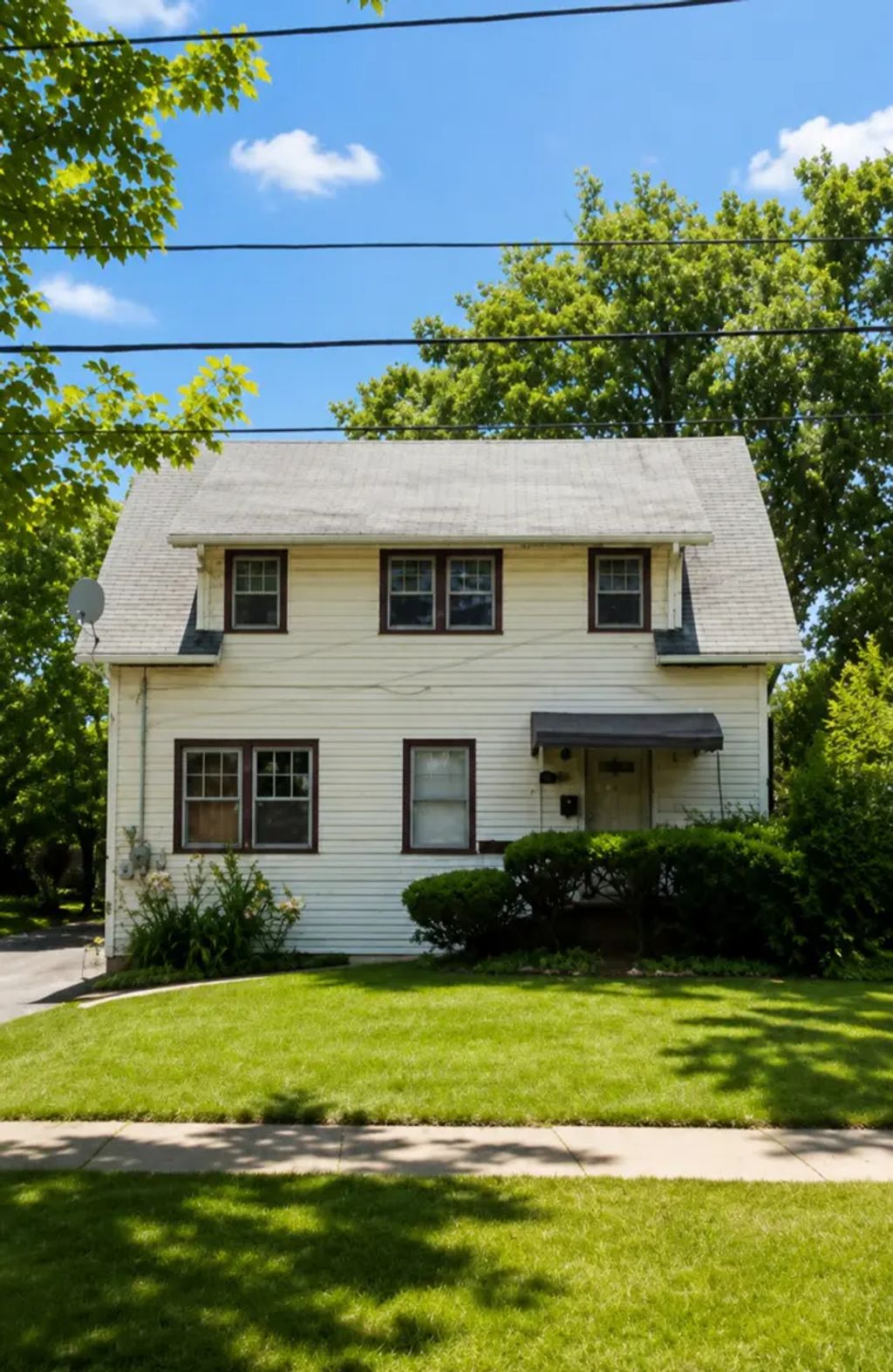 14728 Riverside Drive, South Holland