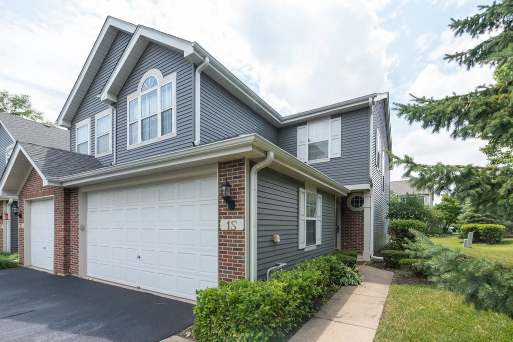 1 S Oakhurst Drive, Aurora