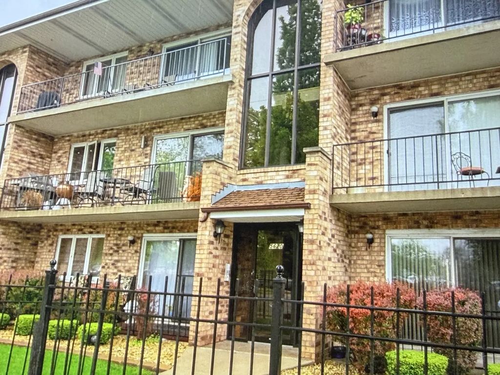 5620 S Narragansett Avenue 2b, Chicago