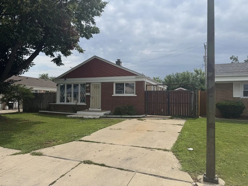 8027 S Knox Avenue, Chicago