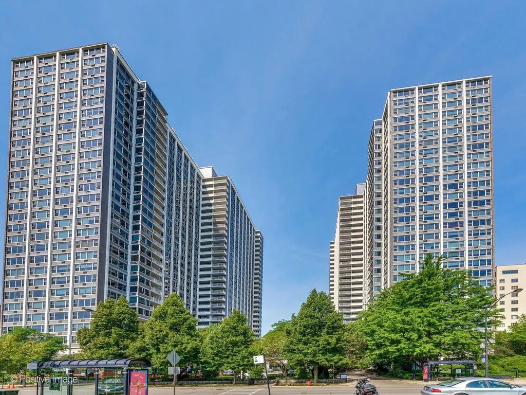 4250 N Marine Drive 2815, Chicago, 60613