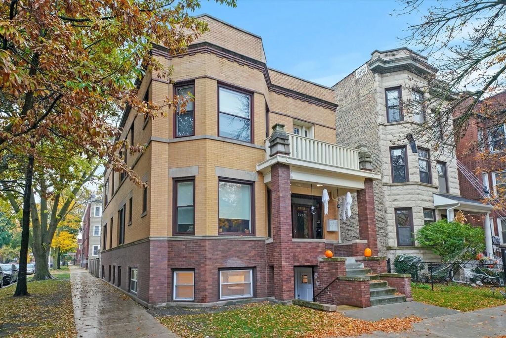 2203 W Giddings Street G, Chicago