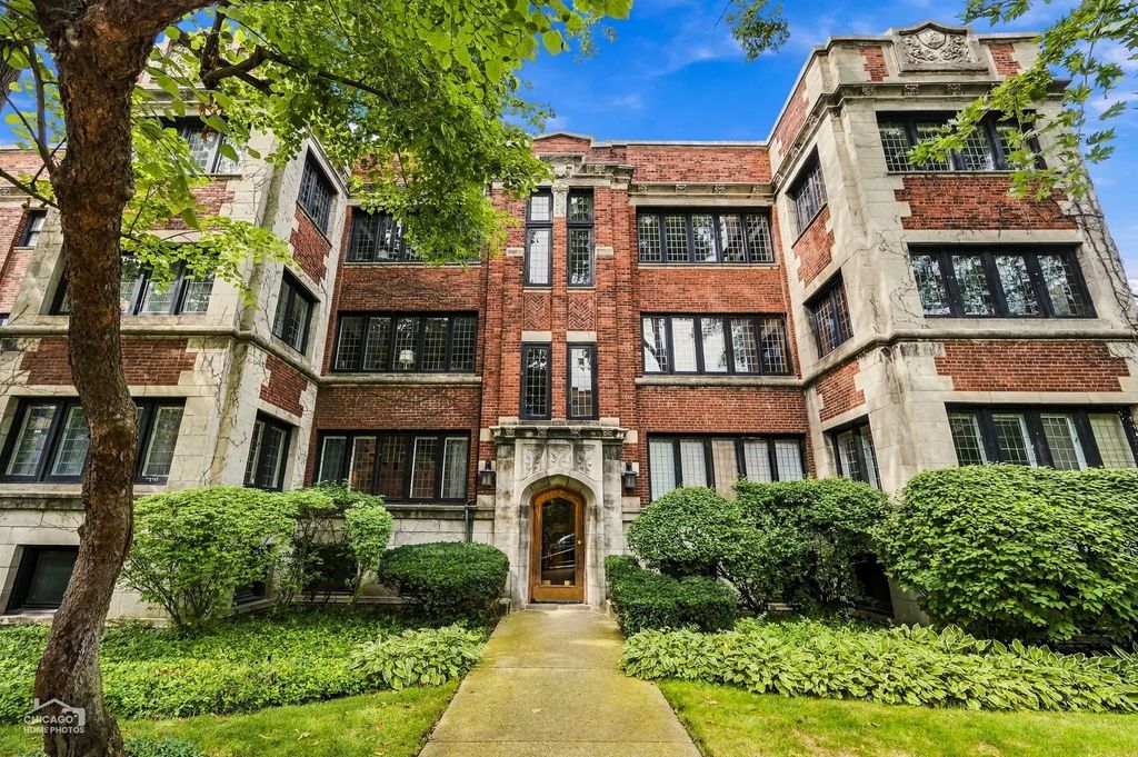 5650 S Dorchester Avenue 1, Chicago