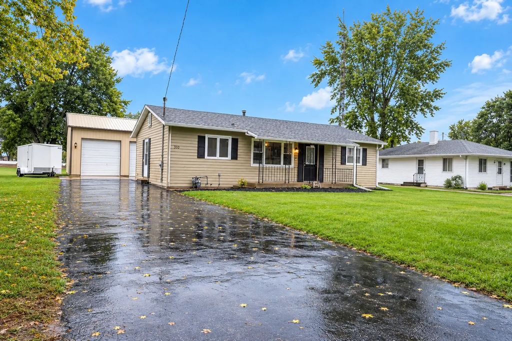 310 Water Street, Earlville