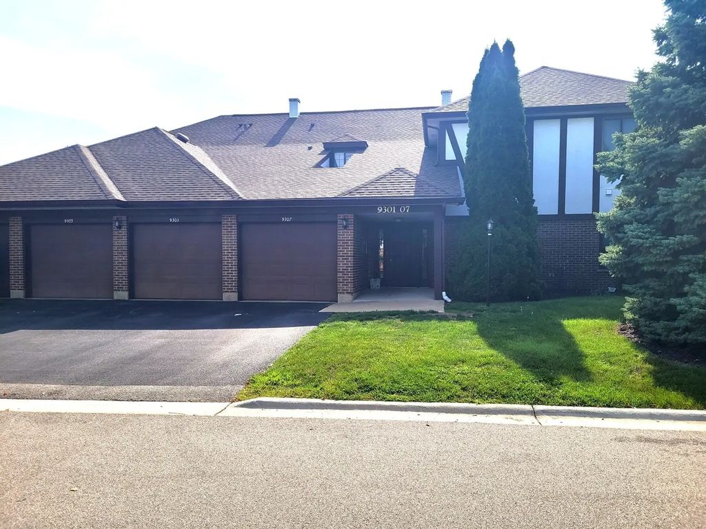 9303 Montgomery Drive 154, Orland Park, 60462