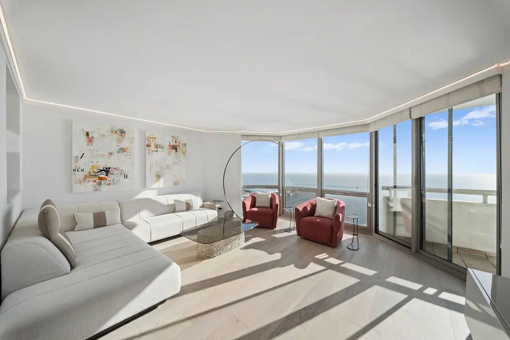 195 N Harbor Drive 5403, Chicago