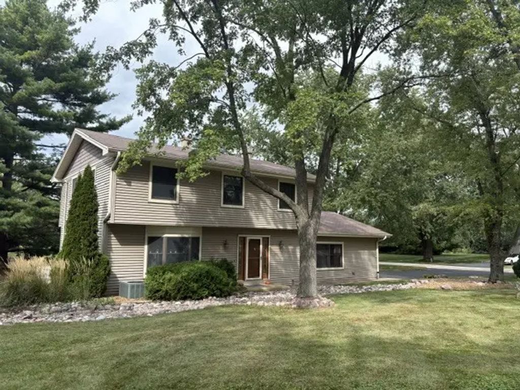 9718 Knolltop Road, Union