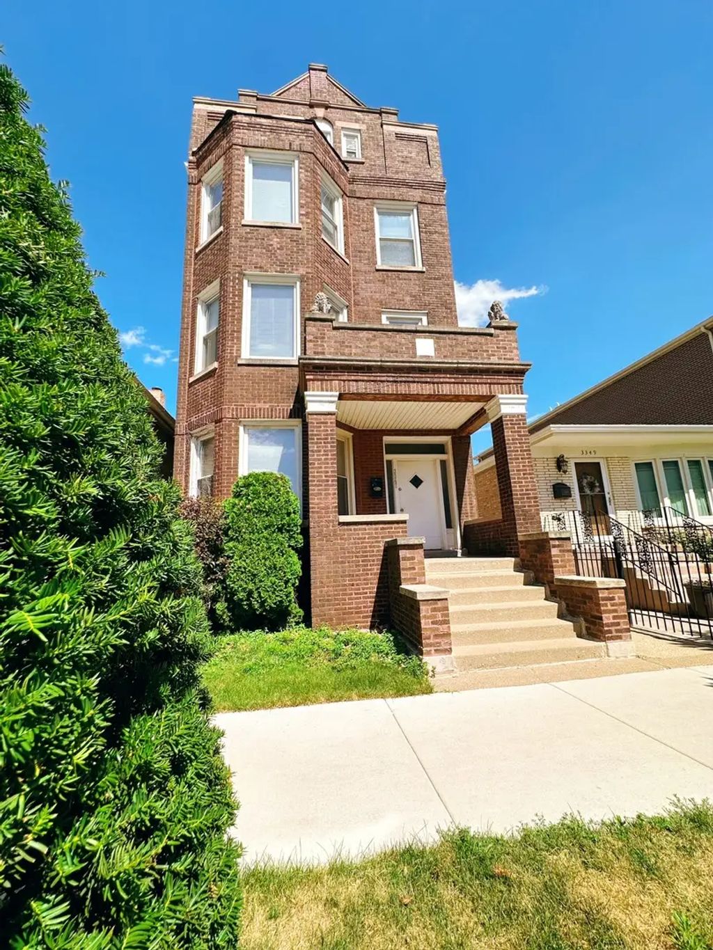 3347 S Emerald Avenue 2, Chicago
