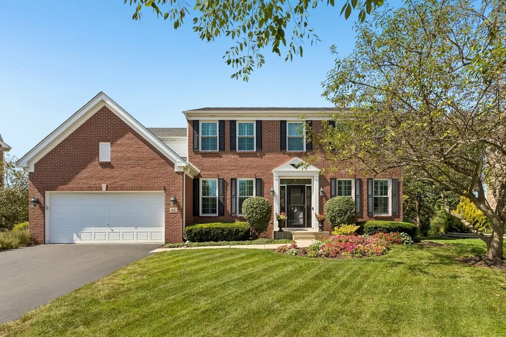 35 Oakview Court, South Elgin