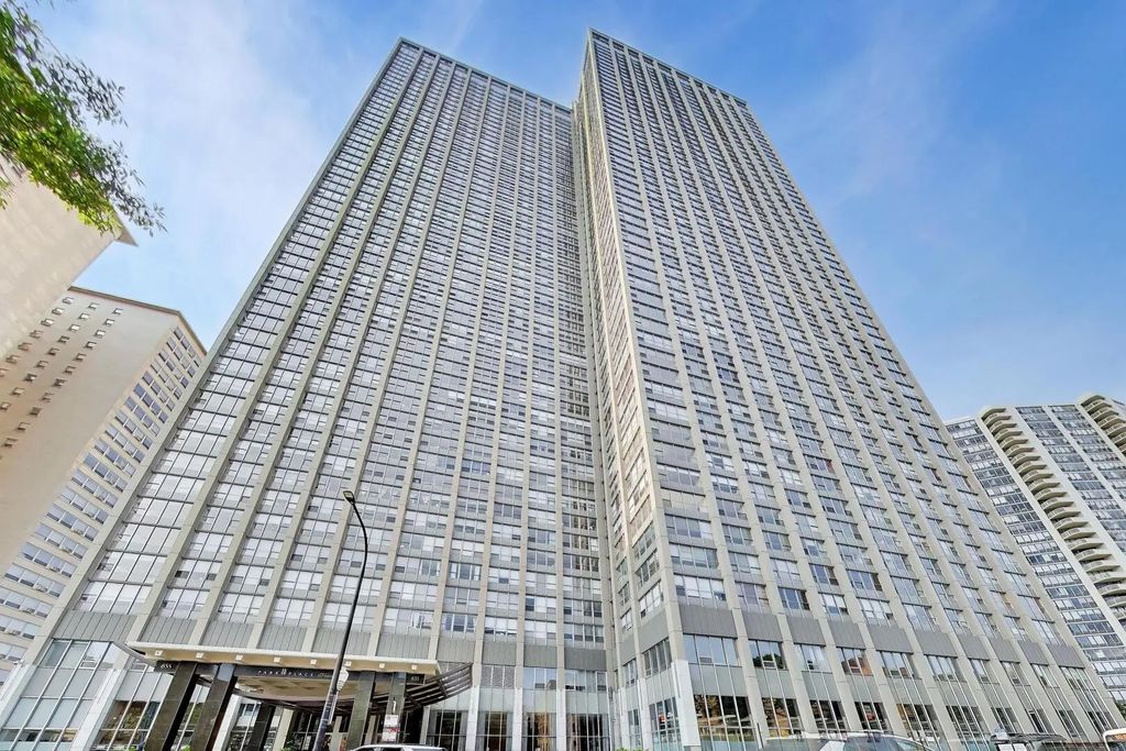655 W Irving Park Road 2801, Chicago