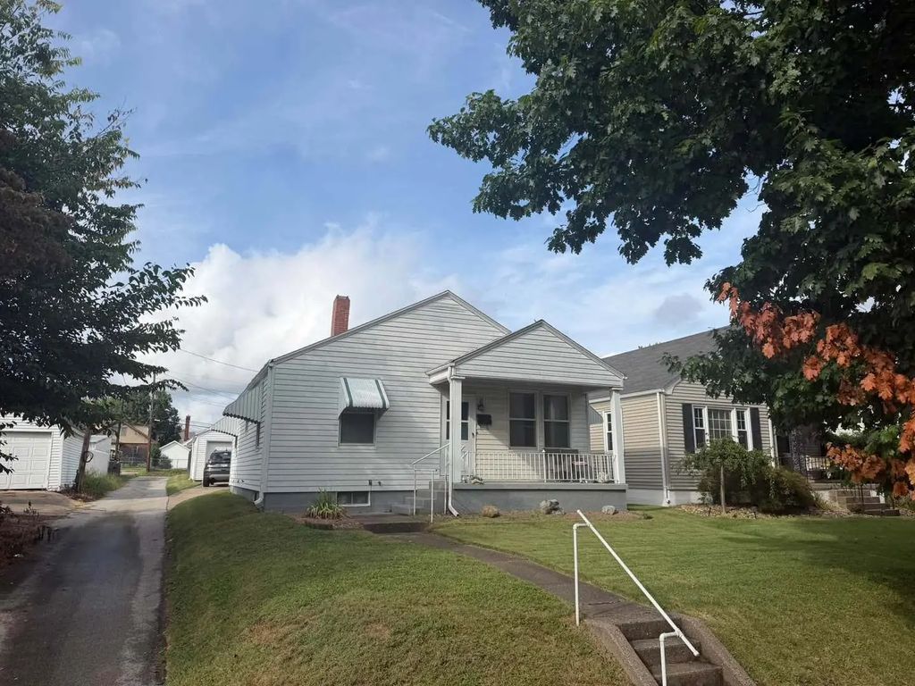 1109 Monroe Street, Quincy