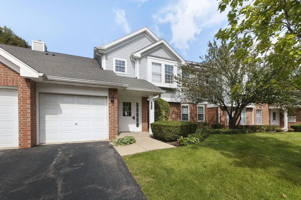 1412 W Crane Street 14114, Arlington Heights