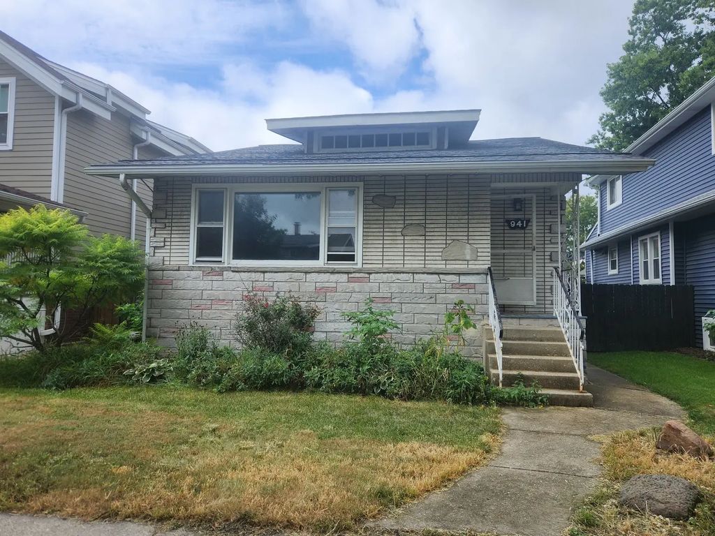 941 N Lombard Avenue, Oak Park