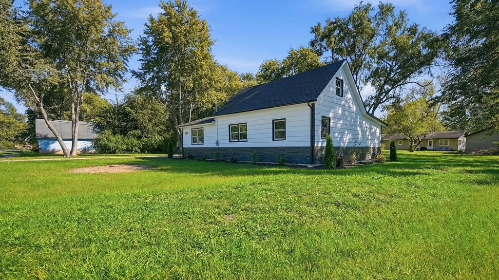 109 N Lennox Street, Braceville