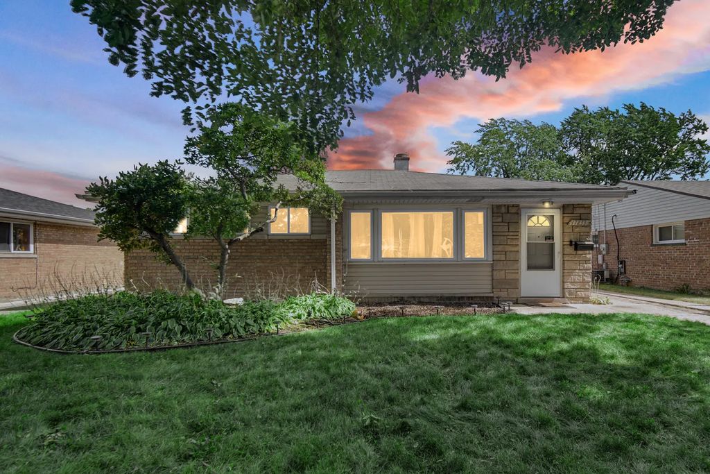 17233 Walter Street, Lansing