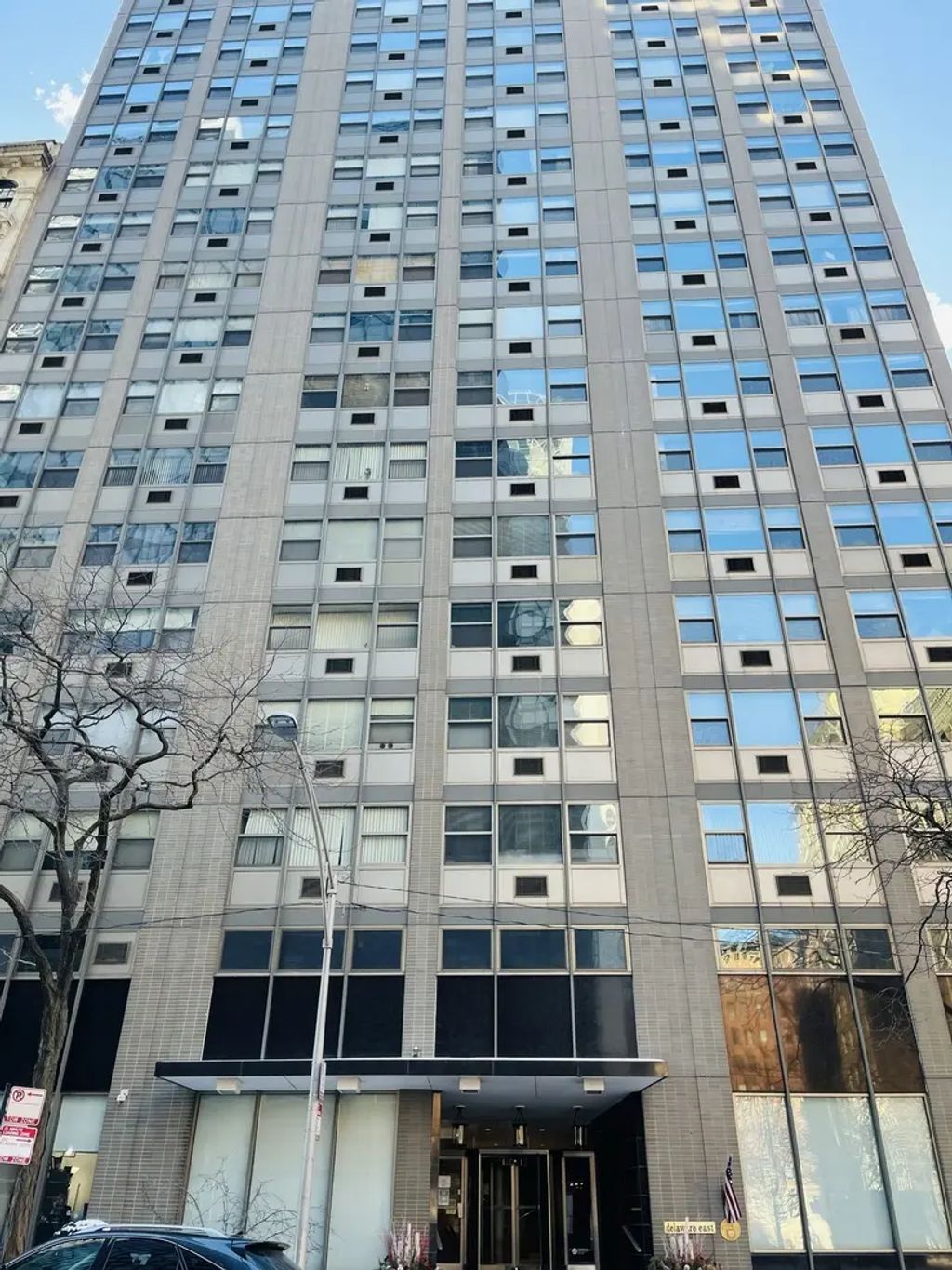 253 E Delaware Place 18c, Chicago