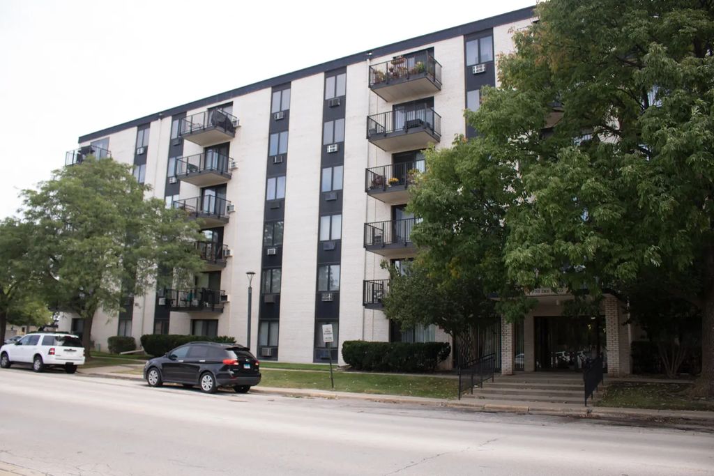 9701 N Dee Road 6m, Niles