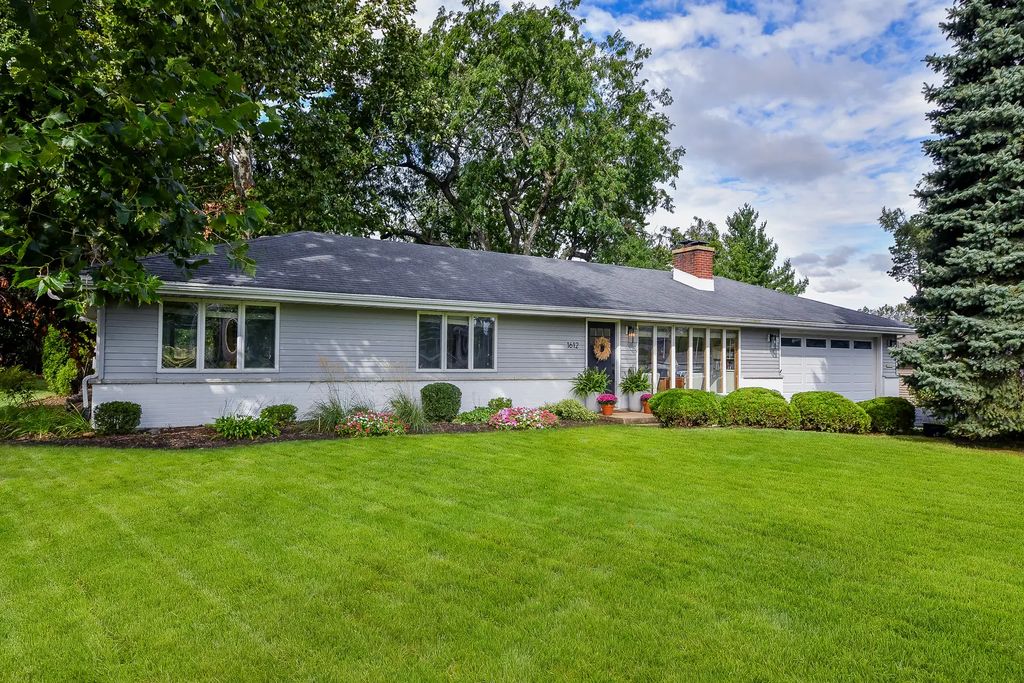 1612 N Washington Street, Wheaton