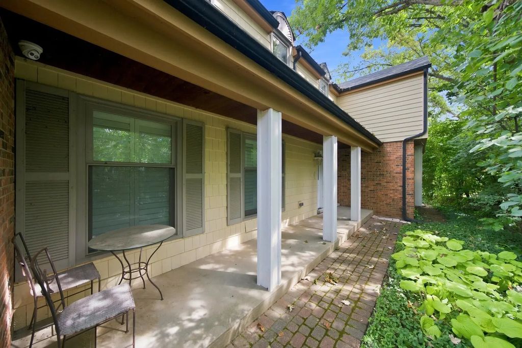 11 Old Timber Lane, Palos Park