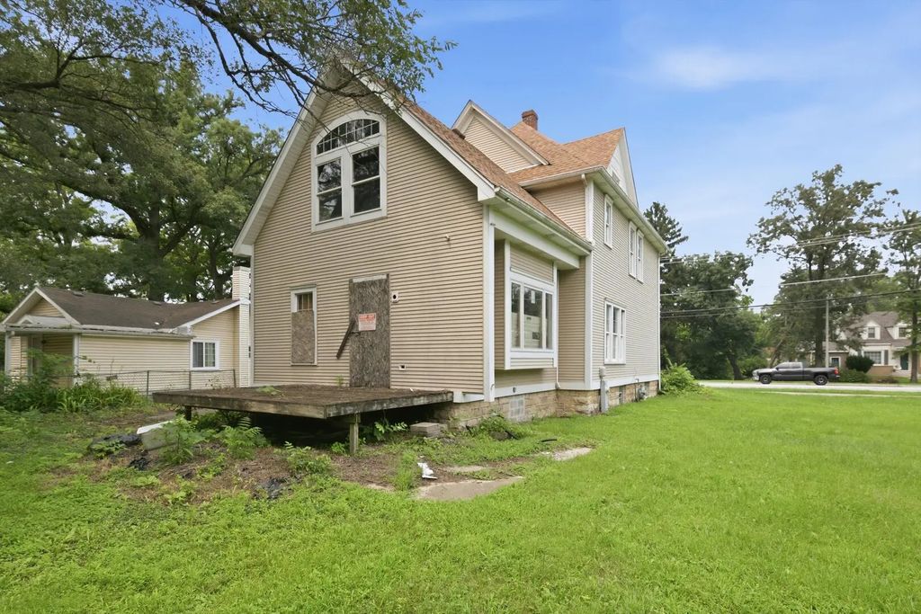 20 E Main Street, Glenwood