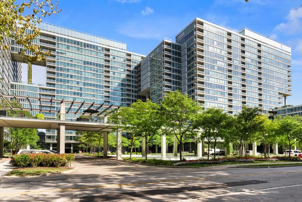9715 Woods Drive 510, Skokie