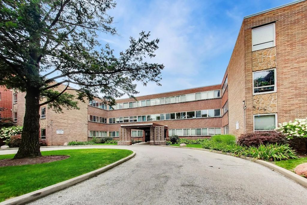 200 Ridge Avenue Tg, Evanston