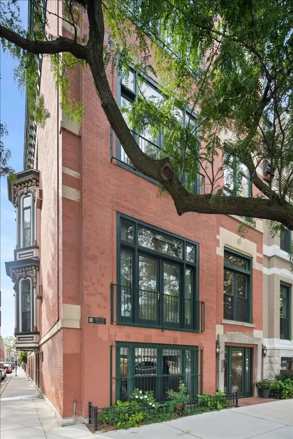 1400 N Lasalle Street 2s, Chicago