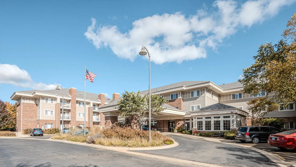 801 N Mclean Boulevard 146, Elgin