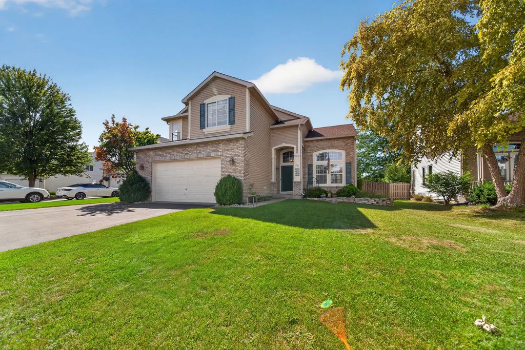 251 Winslow Way, Lake In The Hills