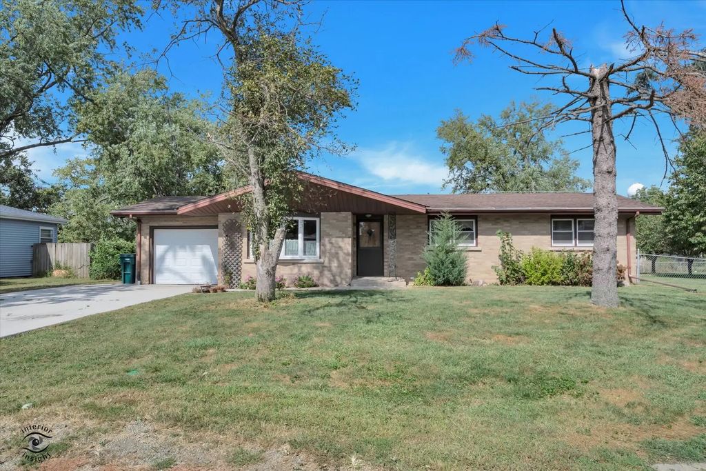 33 Jan Avenue, Kankakee
