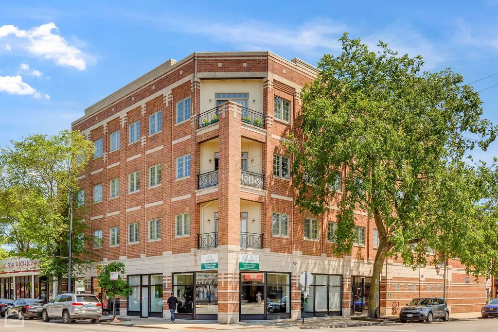 4705 S Champlain Avenue 402, Chicago