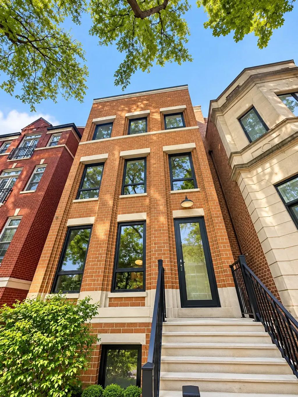 1834 N Hudson Avenue 2, Chicago