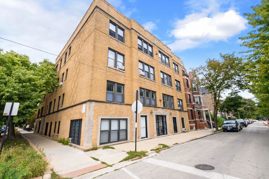 2130 N Oakley Avenue 2, Chicago